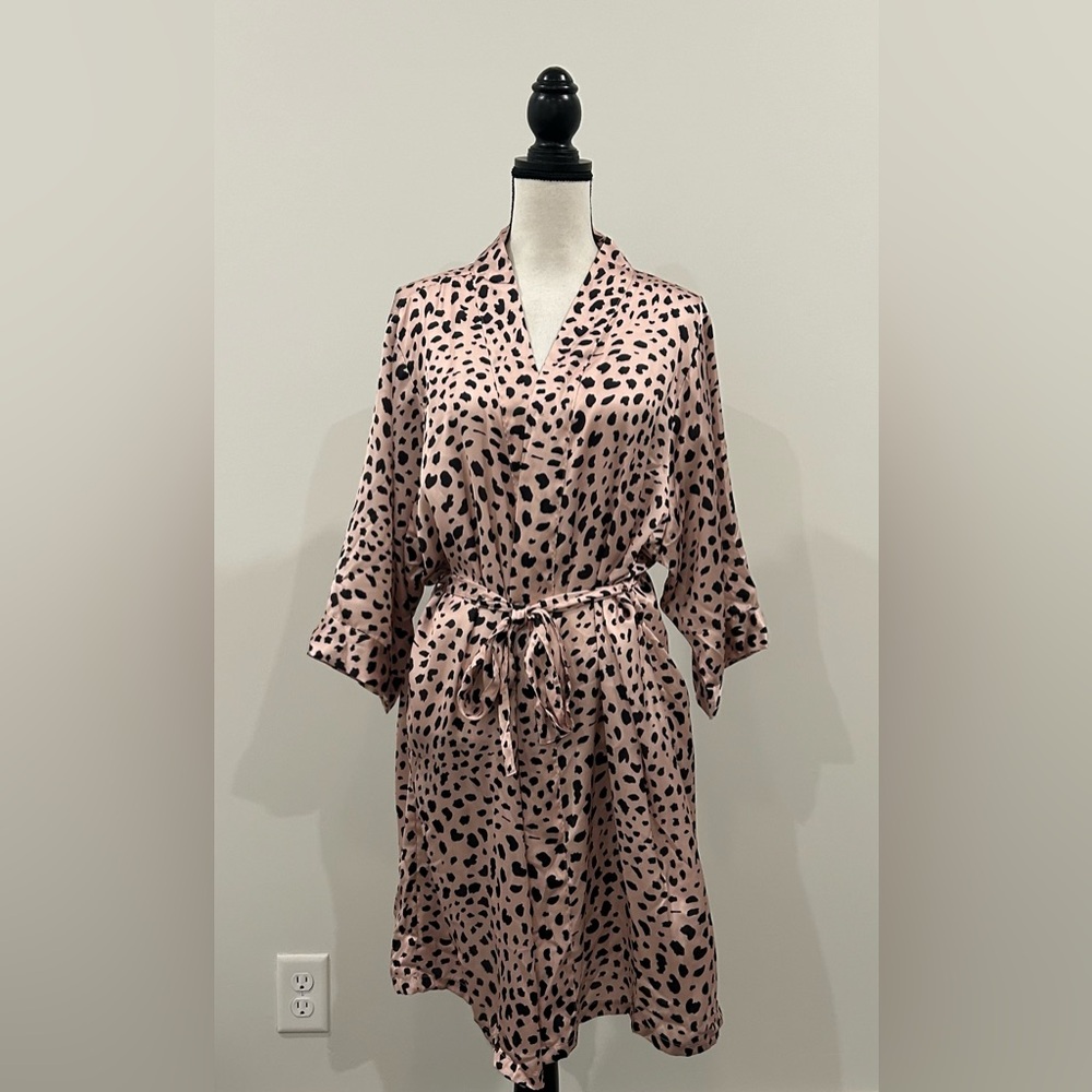 DB Studio Animal Print Robe